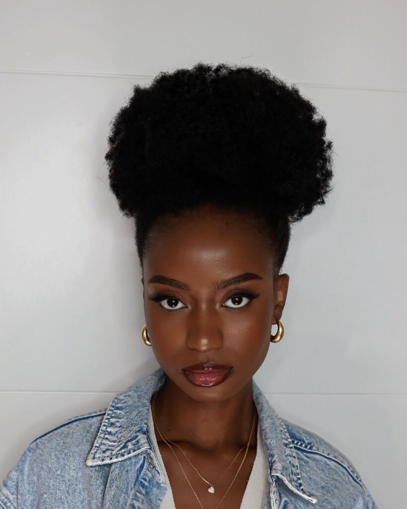 picture of a lady that packed up her Hair