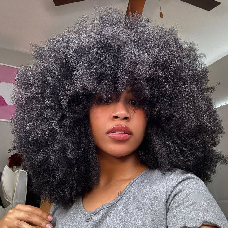 girl with afro hair
