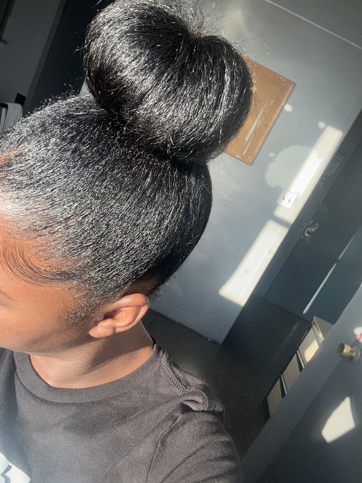 picture of high bun quick natural hairstyle