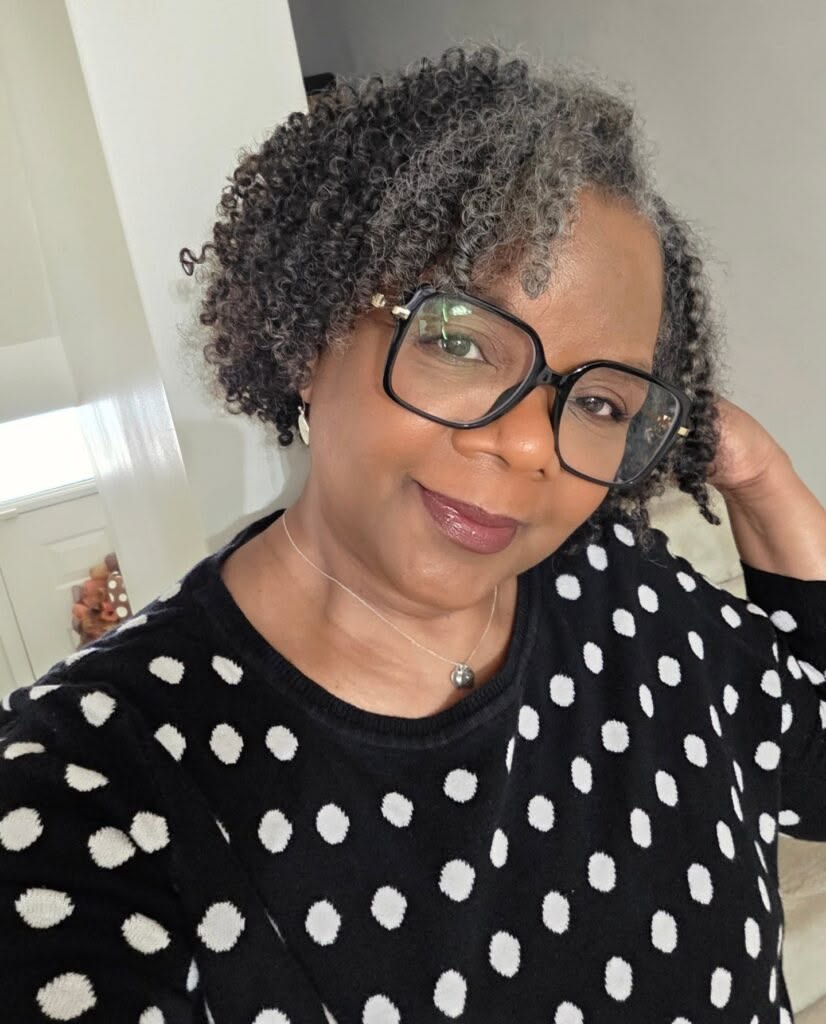 older lady with type 4 hair