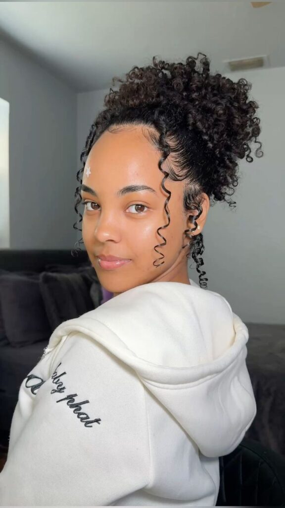 pretty girl with small curl pattern