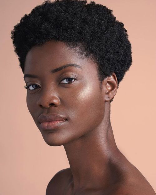 a picture a teardrop afro