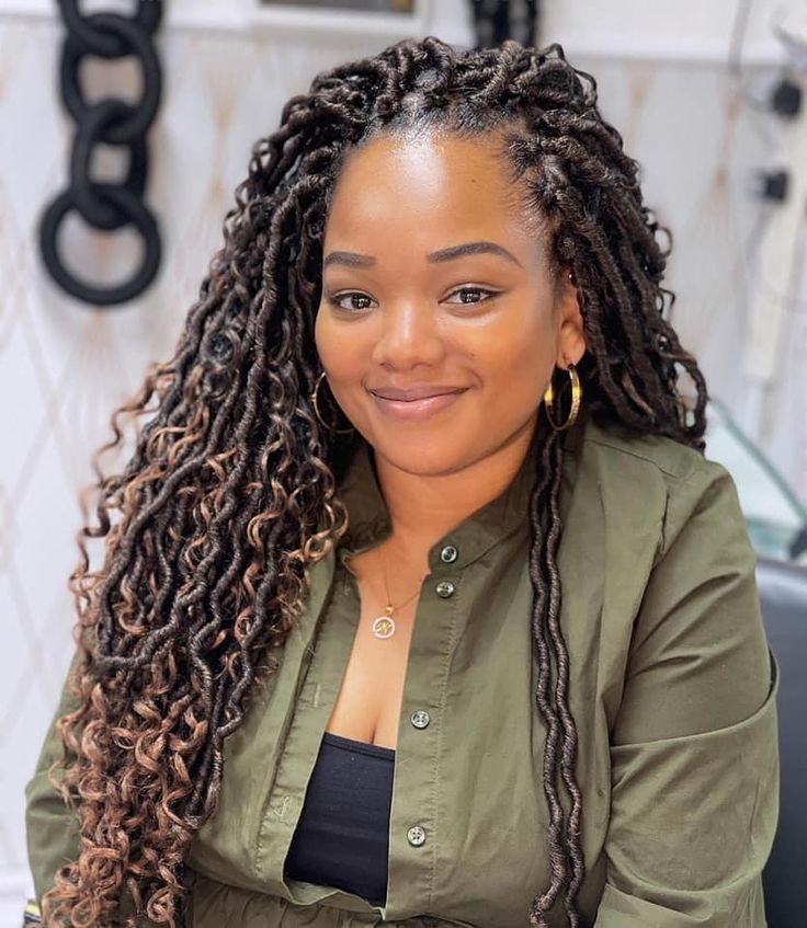 someone with crochet locs