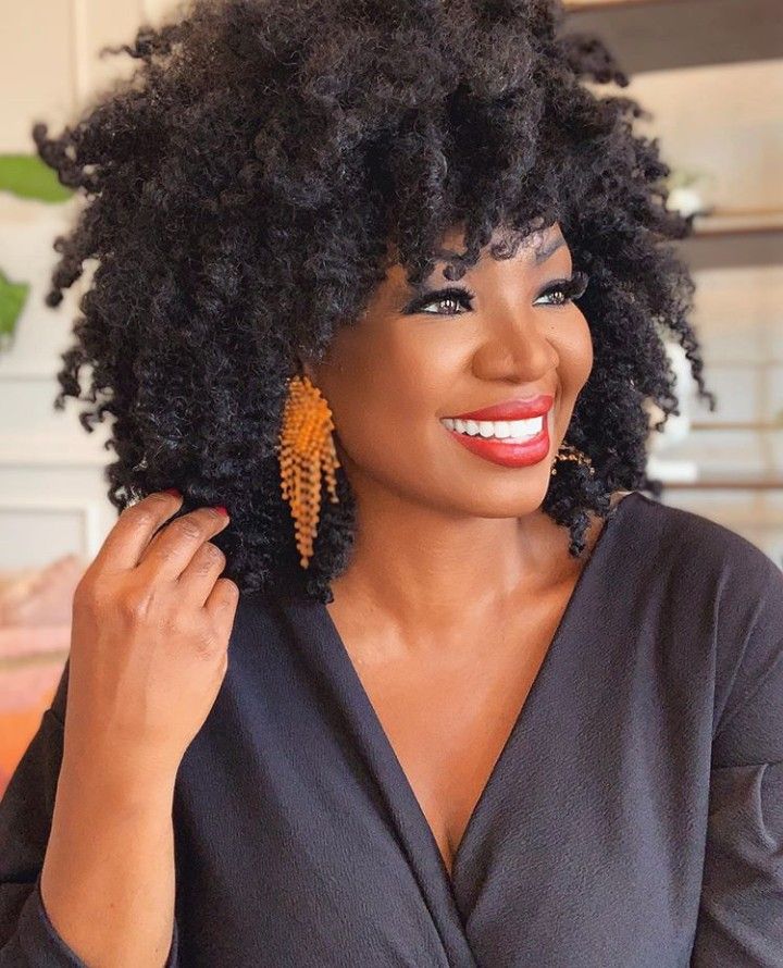someone with scattered twist out looks different