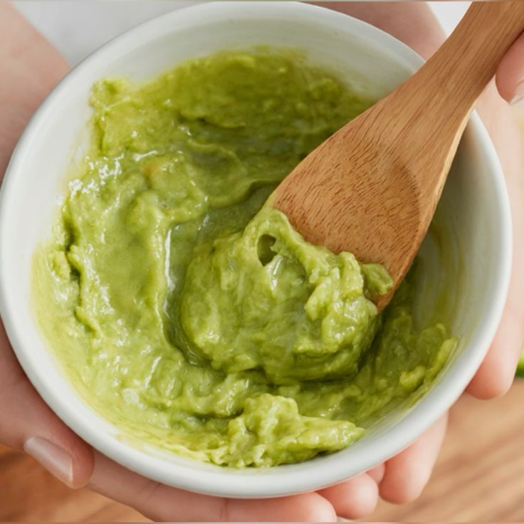 picture of avocado and olive oil homemade hair mask for dry type 4 hair