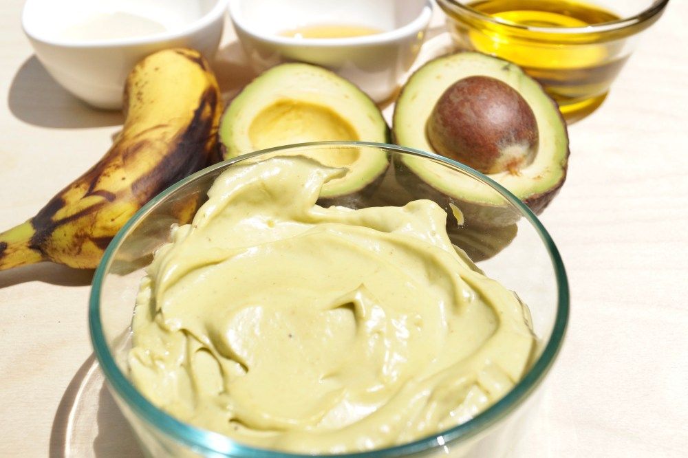 picture with banana and avocado DIY deep conditioning treatment for afro hair