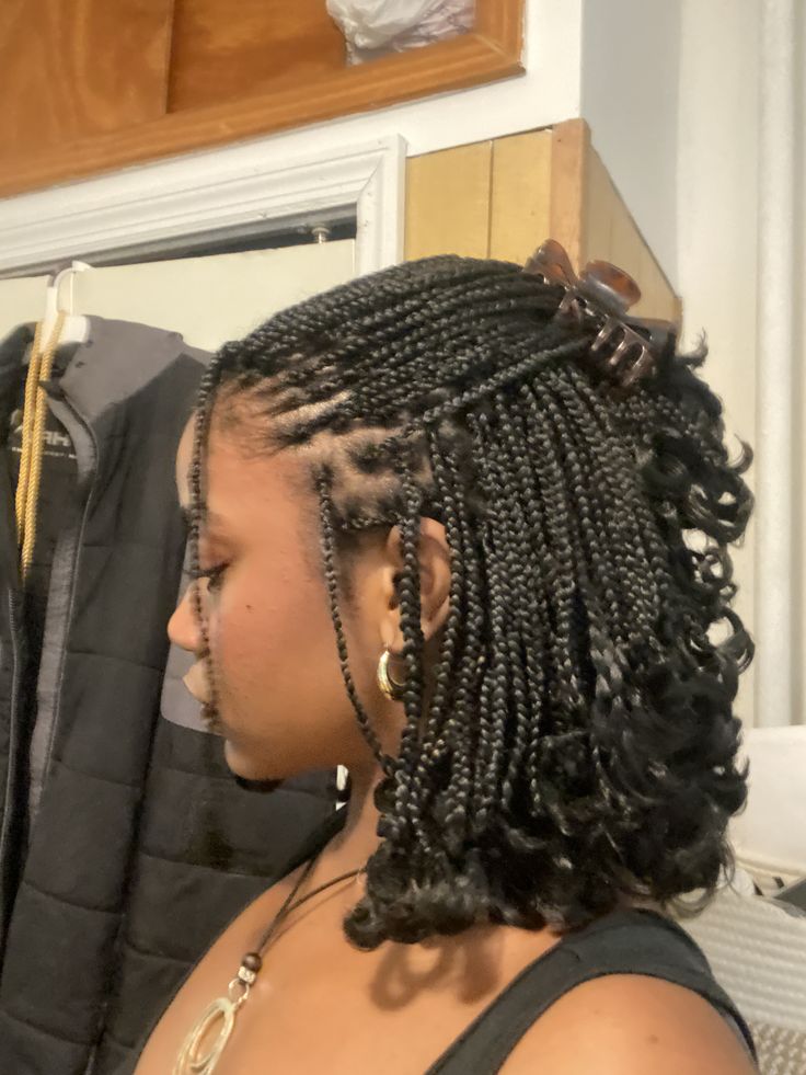 someone with faux bob braids