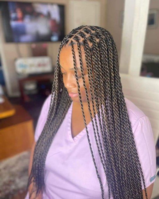 someone with Senegalese twists