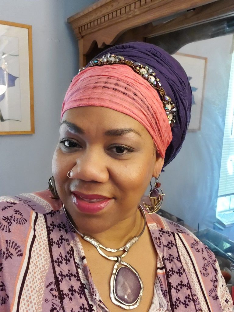 someone with wrap with two tone fabric